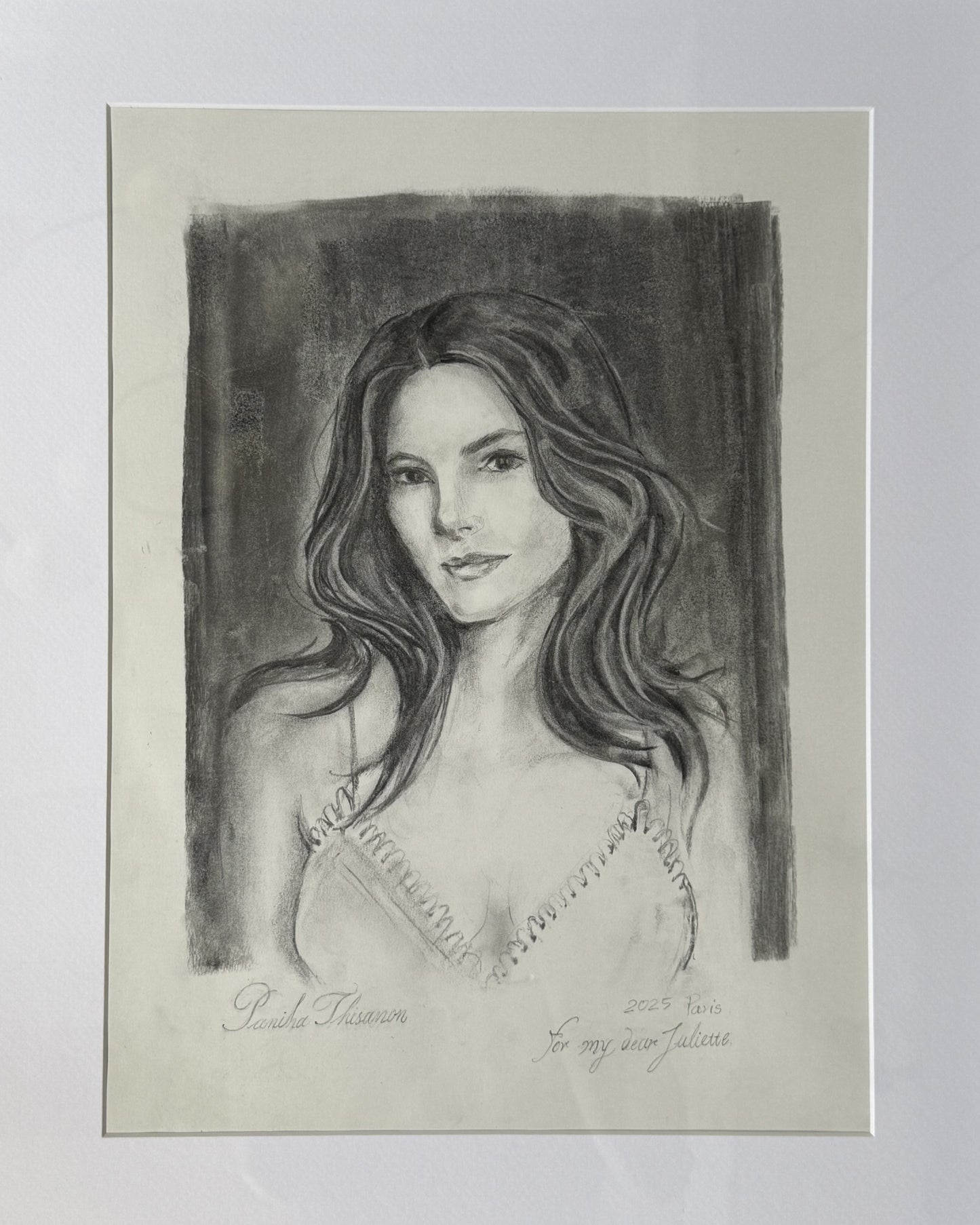 SOULFUL FEMININITY: A TRIBUTE TO BEAUTY, INTIMACY AND CLASSICAL DRAWING